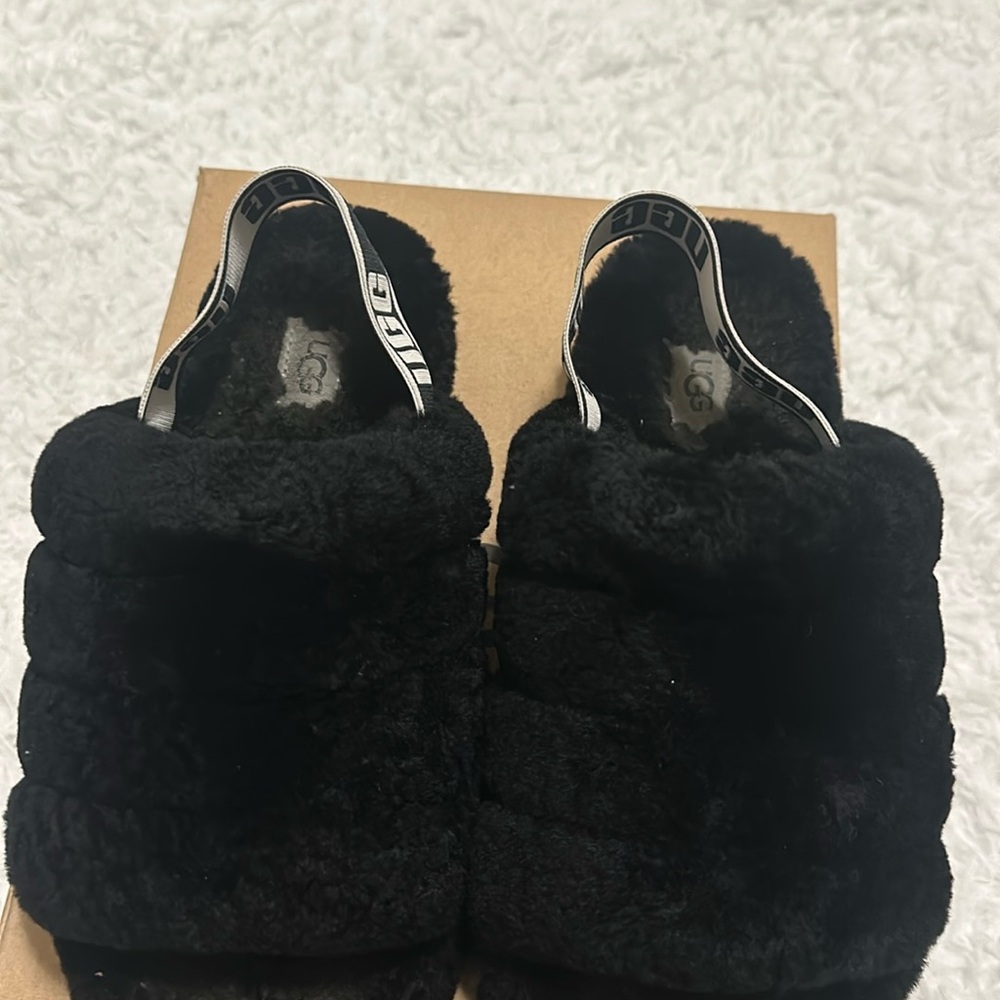 Ugg Fluff Yeah Slides